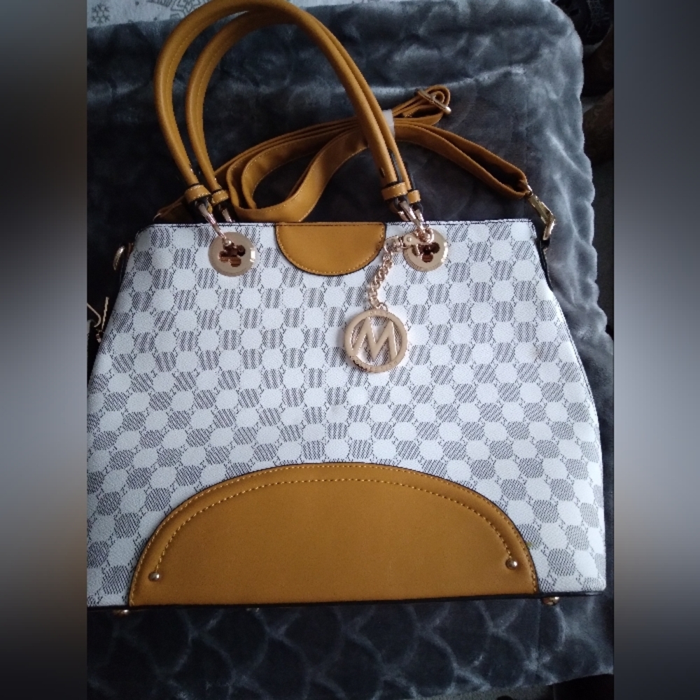 Miak collection purse